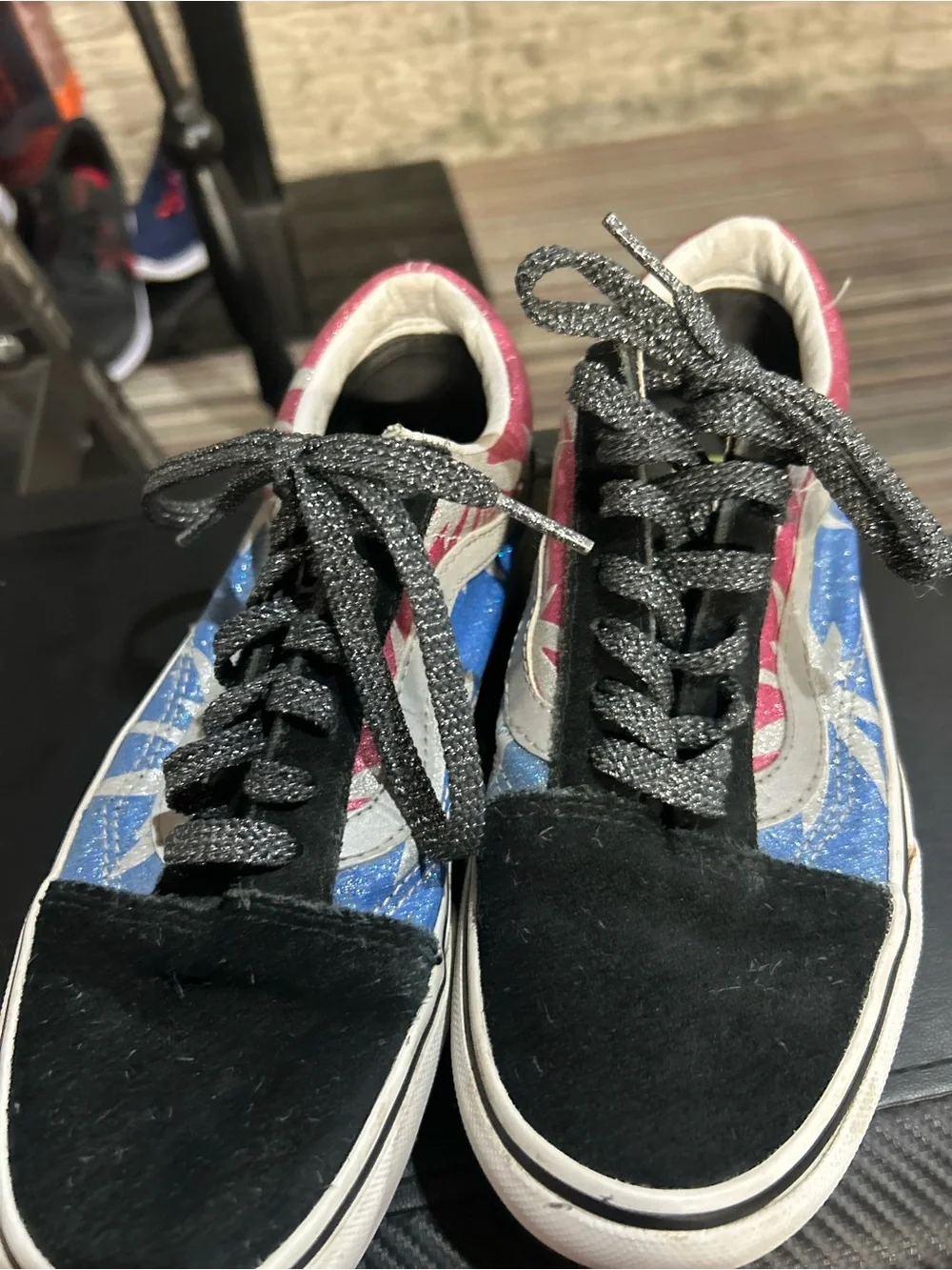 Vans Unisex Old Skool Platform Fashion Sneaker Shoes Size 5M / 6.5W